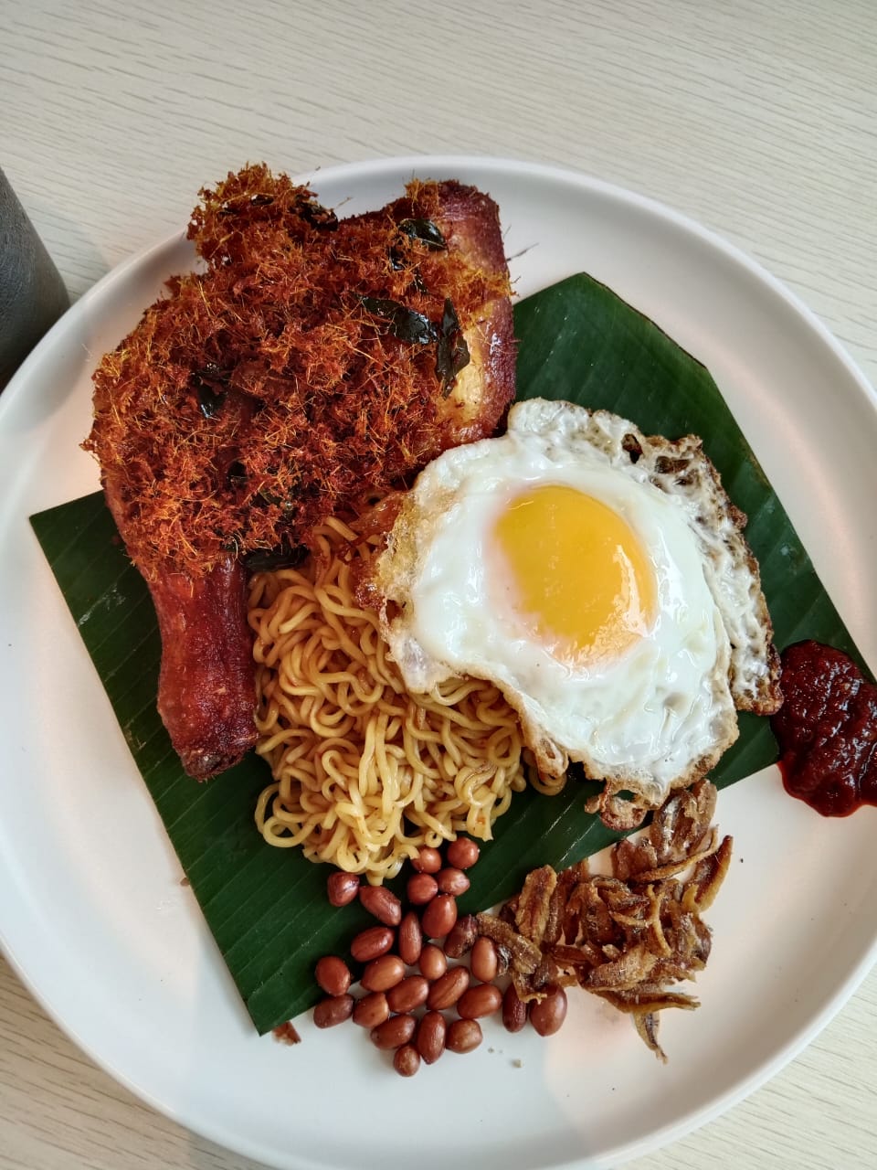 INDOMEE AYAM BEREMPAH